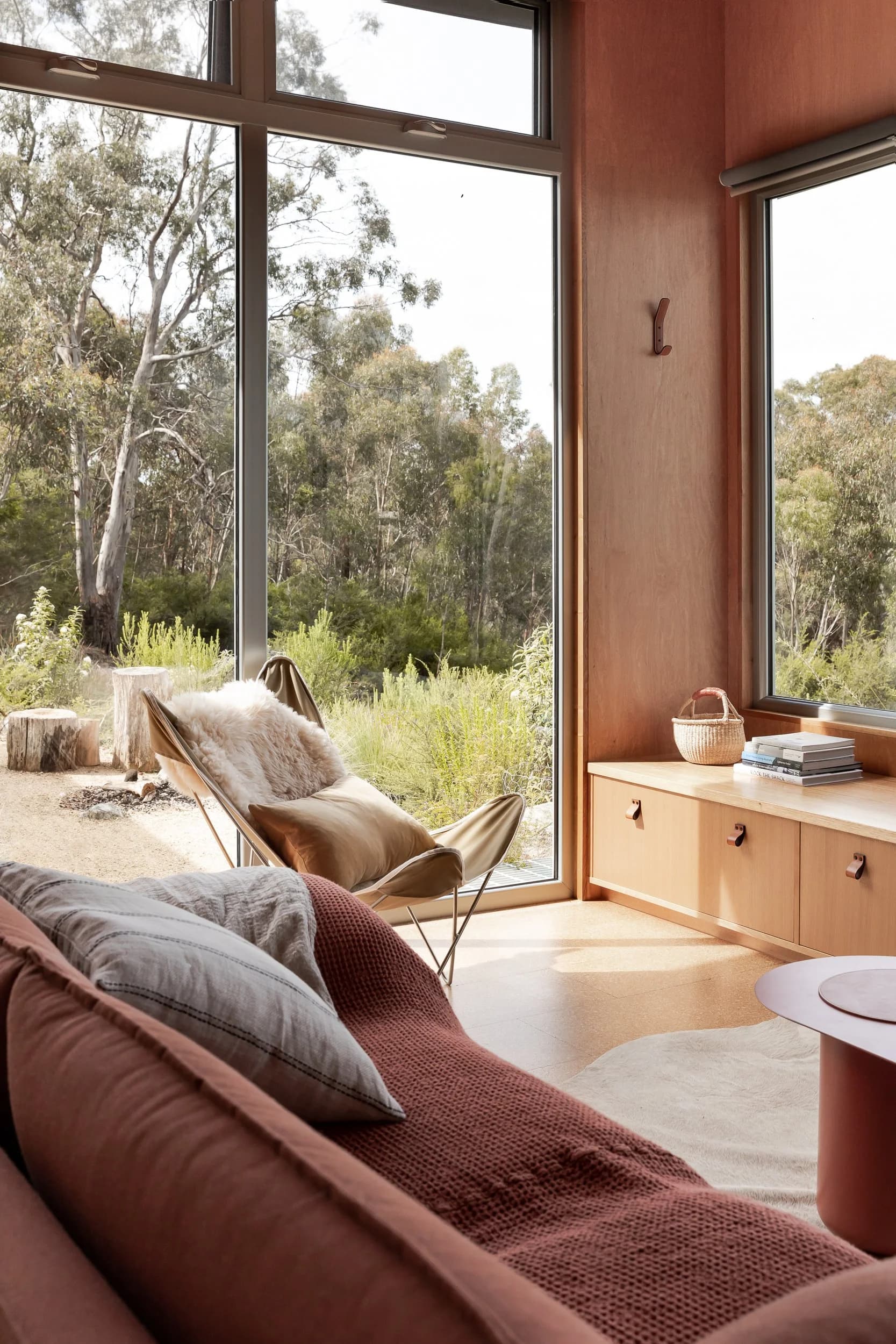 Swansong cabin and interior detail